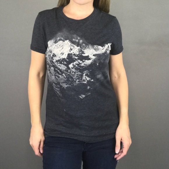 AMERICAN EAGLE AEO Mountain scene gray graphic tee size XS - Picture 9 of 9